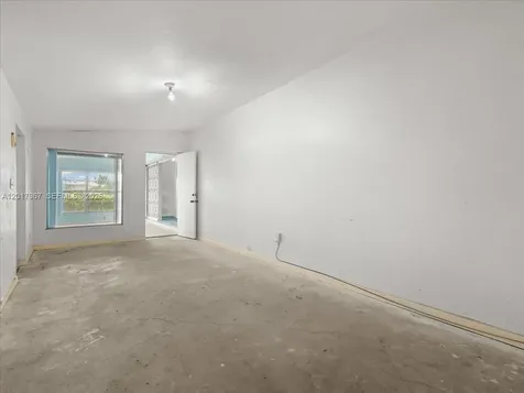 11901 SW 177th Terrace Miami FL 33177