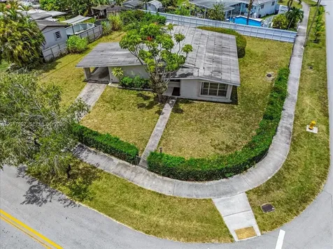 11901 SW 177th Terrace Miami FL 33177