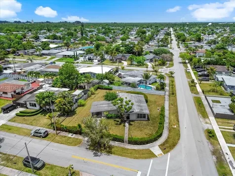 11901 SW 177th Terrace Miami FL 33177