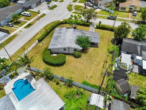 11901 SW 177th Terrace Miami FL 33177
