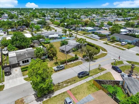 11901 SW 177th Terrace Miami FL 33177