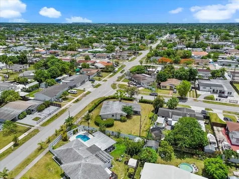 11901 SW 177th Terrace Miami FL 33177
