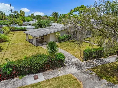 11901 SW 177th Terrace Miami FL 33177