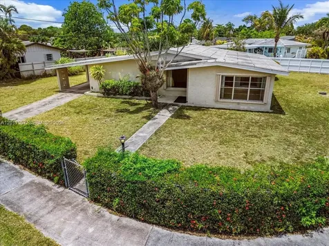 11901 SW 177th Terrace Miami FL 33177