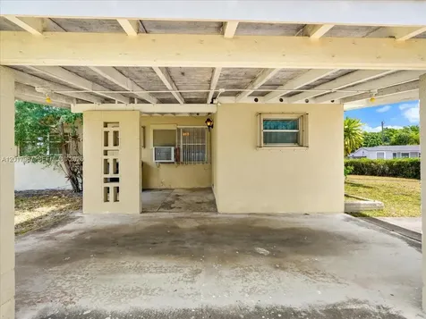 11901 SW 177th Terrace Miami FL 33177
