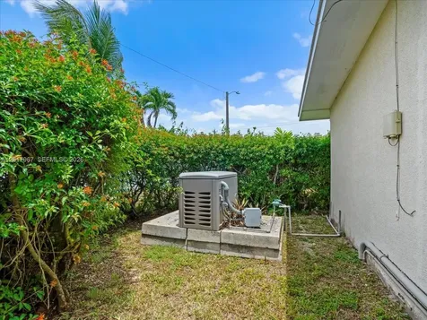 11901 SW 177th Terrace Miami FL 33177