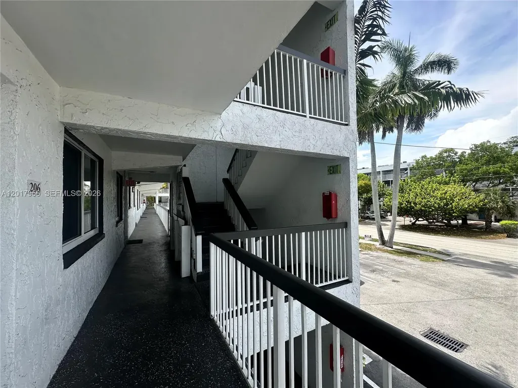 1400 NE 56th Street Fort Lauderdale FL 33334