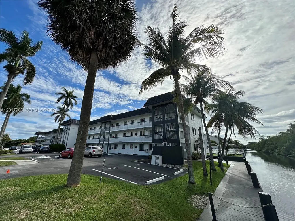 1400 NE 56th Street Fort Lauderdale FL 33334