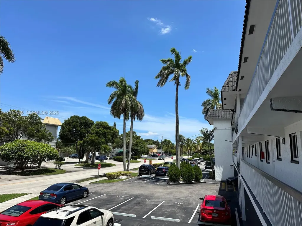 1400 NE 56th Street Fort Lauderdale FL 33334