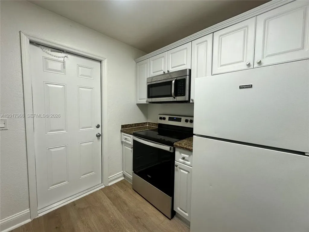 1400 NE 56th Street Fort Lauderdale FL 33334