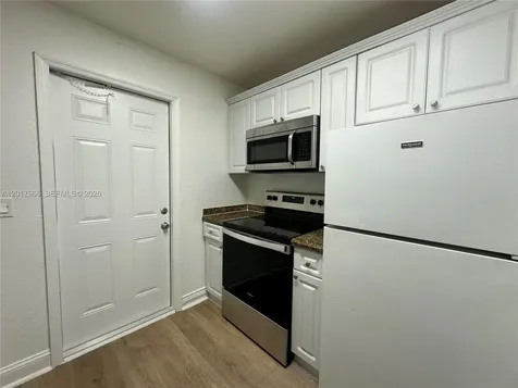 1400 NE 56th Street Fort Lauderdale FL 33334