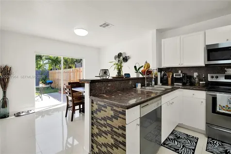 28424 SW 135th Avenue Homestead FL 33033