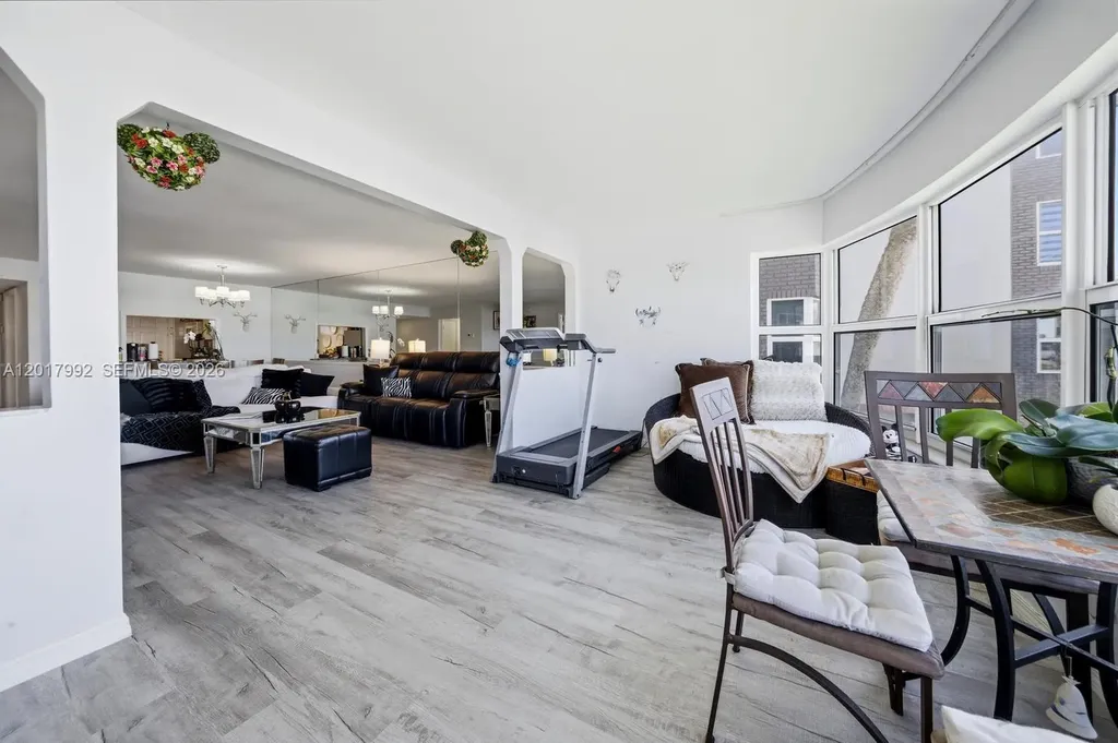 3121 NE 51st Street Fort Lauderdale FL 33308