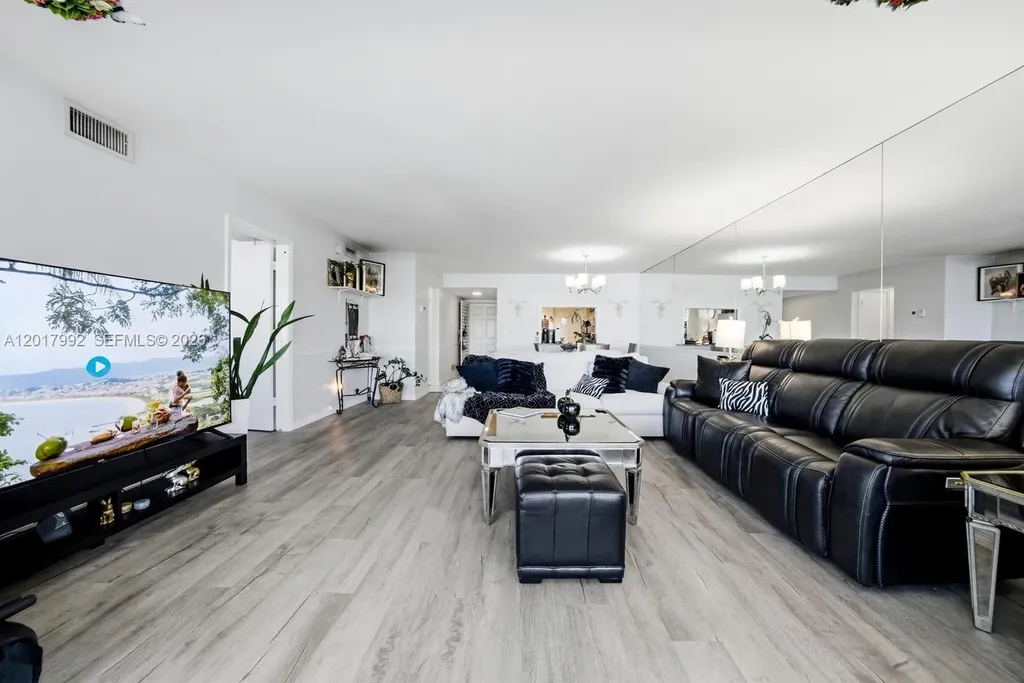 3121 NE 51st Street Fort Lauderdale FL 33308