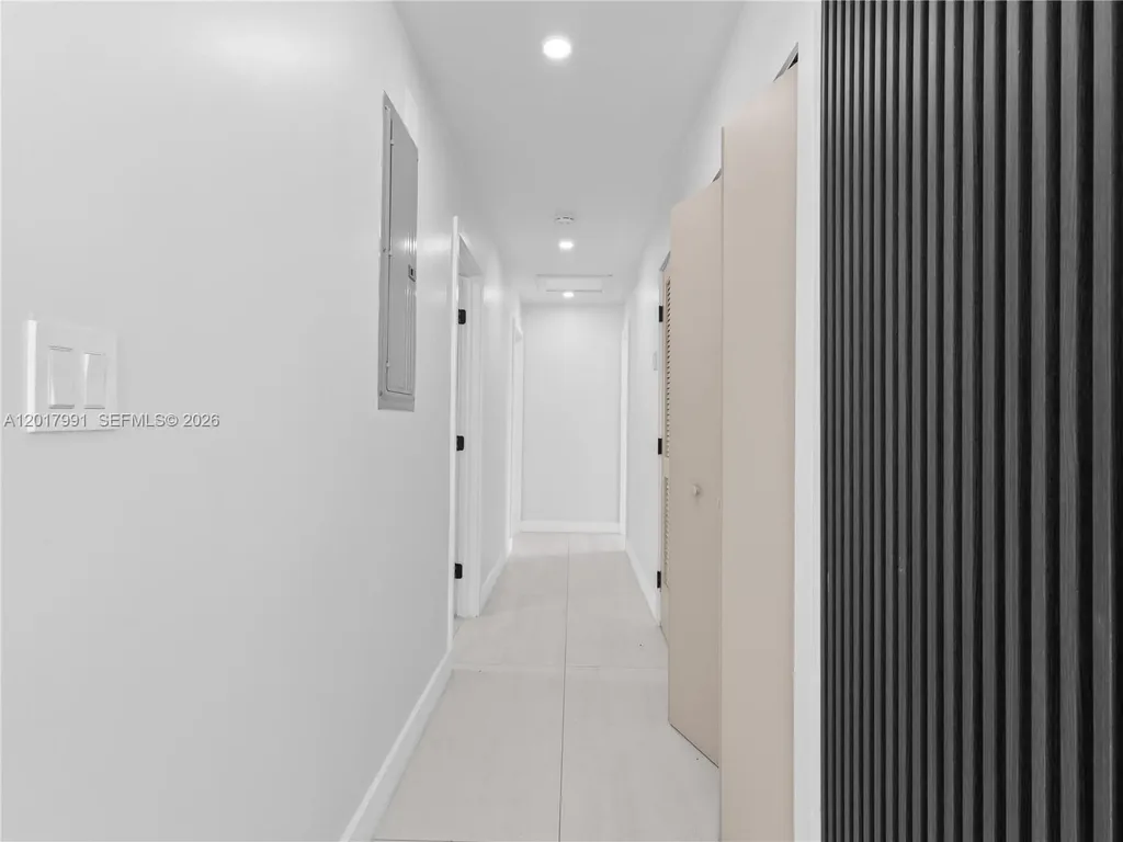 421 S 56th Terrace Hollywood FL 33023
