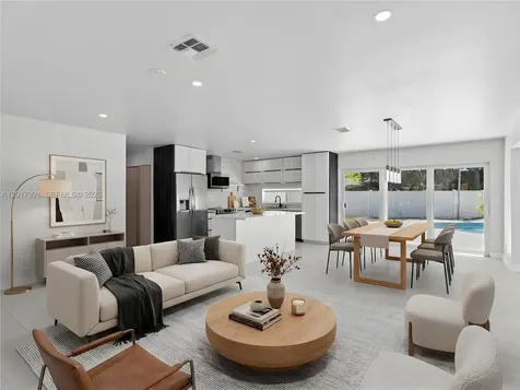 421 S 56th Terrace Hollywood FL 33023
