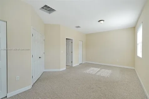 1048 NE 208th Street Miami FL 33179
