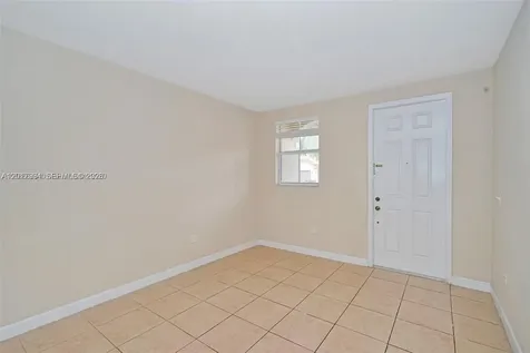 1048 NE 208th Street Miami FL 33179
