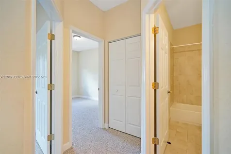 1048 NE 208th Street Miami FL 33179
