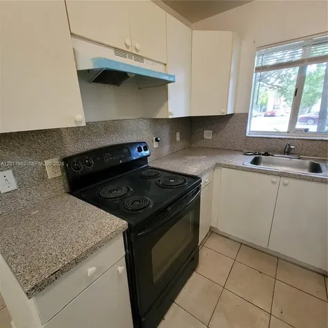 13950 NE 2nd Avenue Miami FL 33161