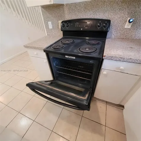 13950 NE 2nd Avenue Miami FL 33161