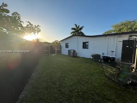 16025 SW 299th Terrace Homestead FL 33033