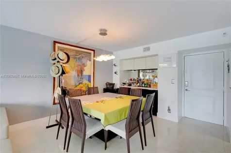 100 Bayview Drive Sunny Isles Beach FL 33160