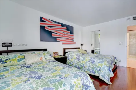 100 Bayview Drive Sunny Isles Beach FL 33160