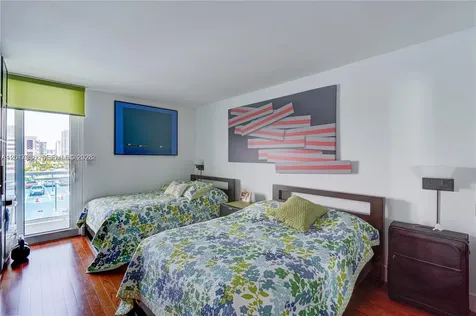 100 Bayview Drive Sunny Isles Beach FL 33160