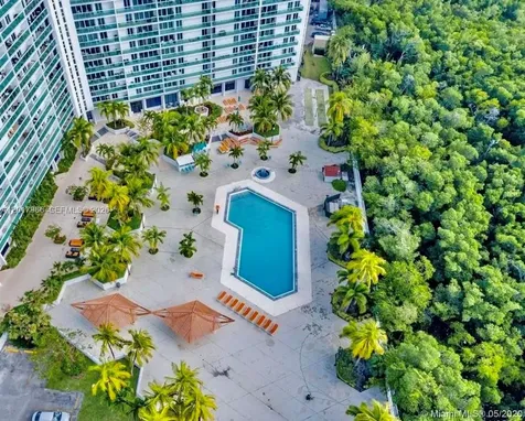 100 Bayview Drive Sunny Isles Beach FL 33160