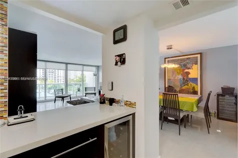 100 Bayview Drive Sunny Isles Beach FL 33160