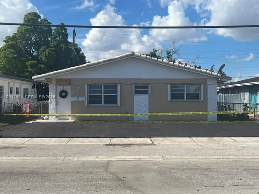 4776 E 10th Avenue Hialeah FL 33013