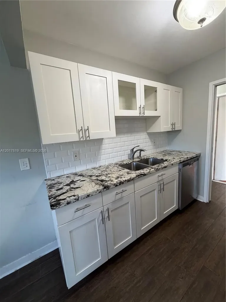 2591 NE 55th Court Fort Lauderdale FL 33308