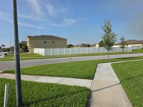 831 Bent Creek Drive Fort Pierce FL 34947