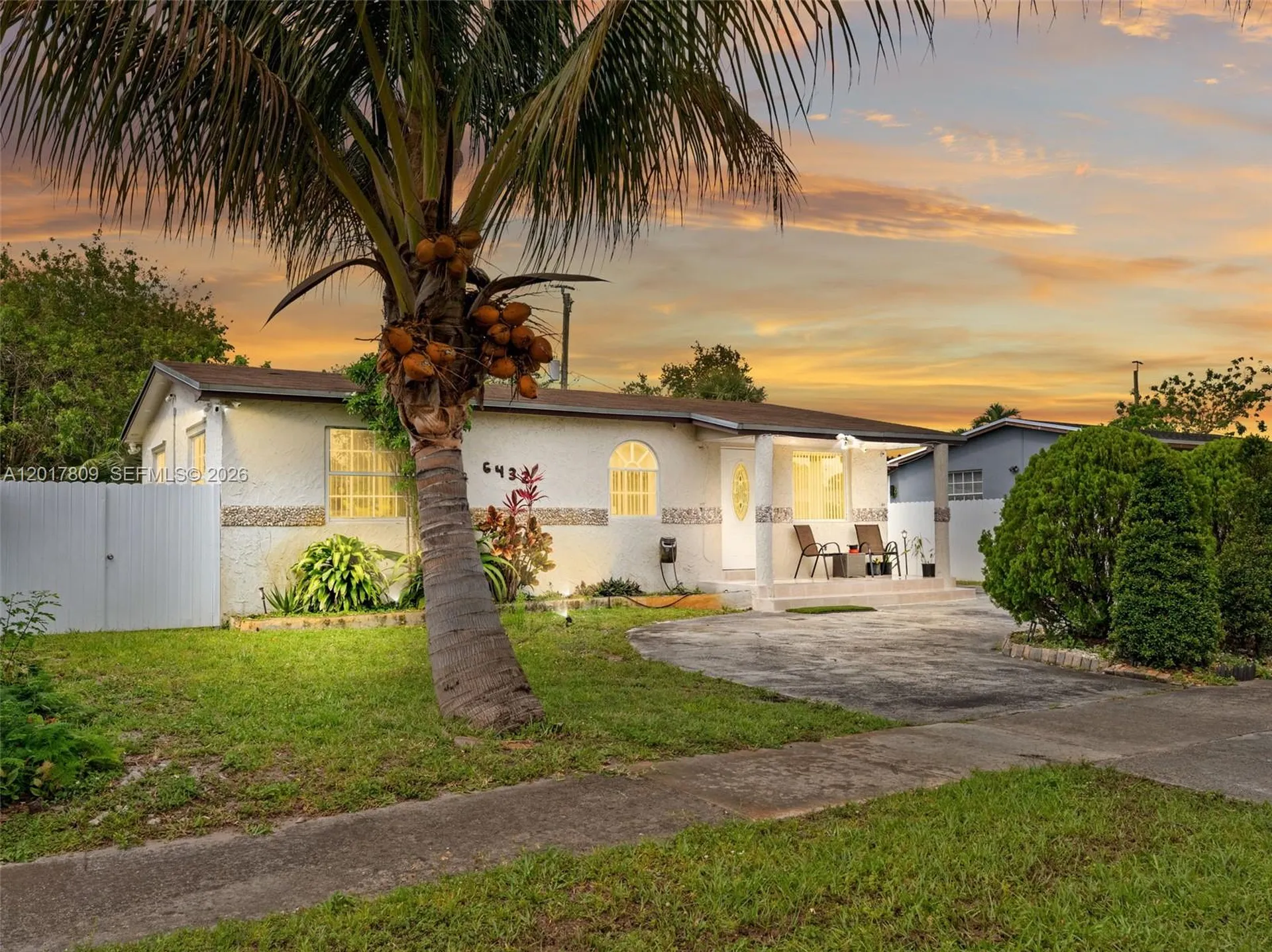 6432 Perry Street Hollywood FL 33024
