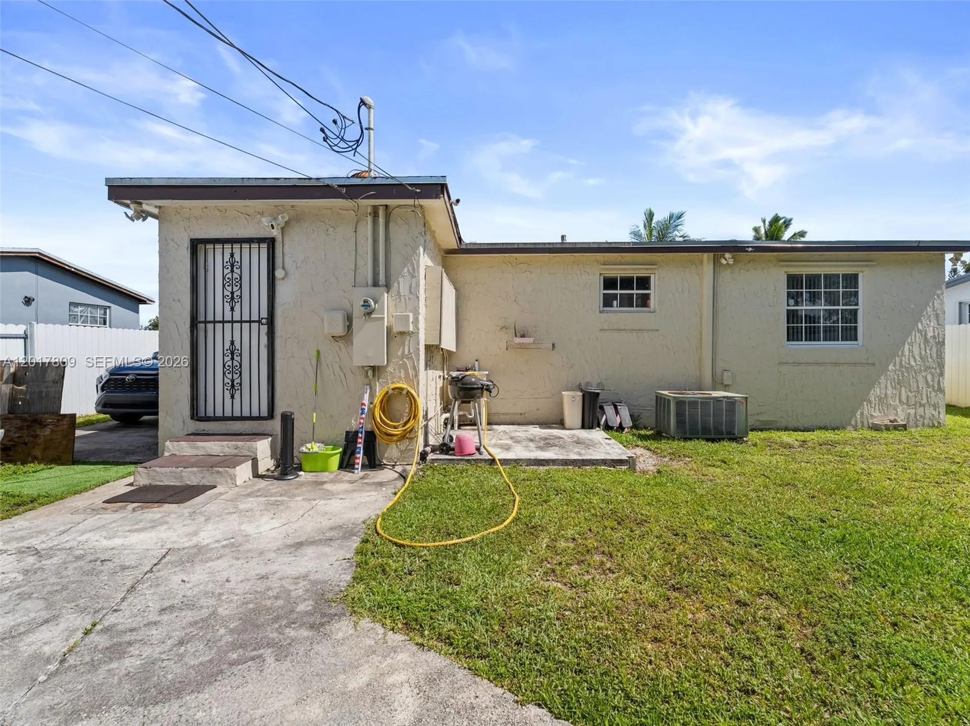 6432 Perry Street Hollywood FL 33024