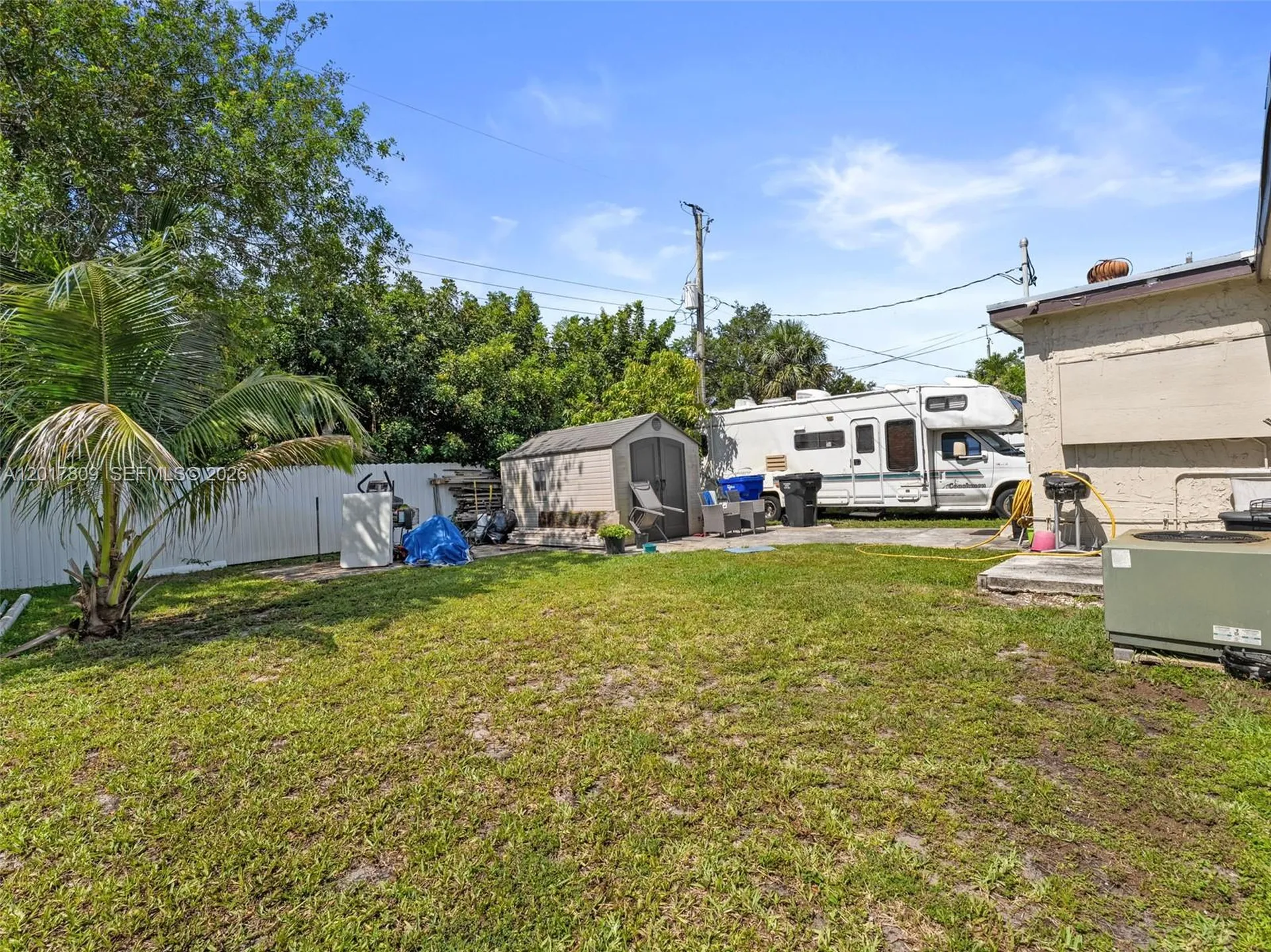 6432 Perry Street Hollywood FL 33024