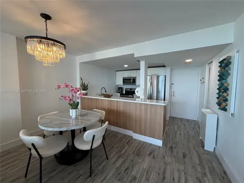 600 NE 36th Street Miami FL 33137