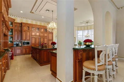 2951 Lake Ridge Lane Weston FL 33332