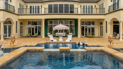 2951 Lake Ridge Lane Weston FL 33332