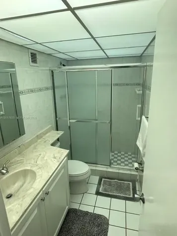 5005 Collins Avenue Miami Beach FL 33140