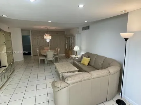 5005 Collins Avenue Miami Beach FL 33140