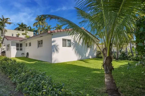 1301 Hollywood Boulevard Hollywood FL 33019