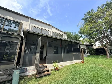 9717 N New River Canal Road Plantation FL 33324