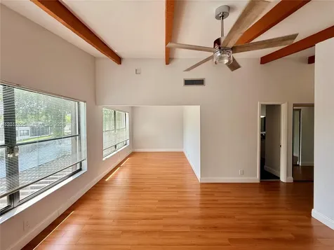 9717 N New River Canal Road Plantation FL 33324