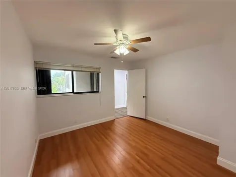 9717 N New River Canal Road Plantation FL 33324