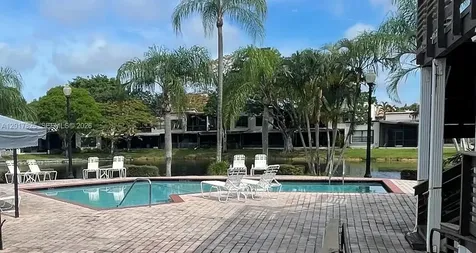9717 N New River Canal Road Plantation FL 33324