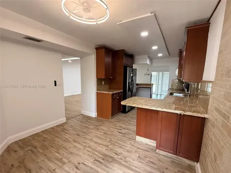 9717 N New River Canal Road Plantation FL 33324