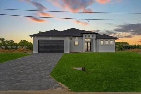 502 NE 5th Place Cape Coral FL 33909
