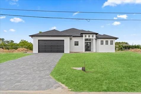 502 NE 5th Place Cape Coral FL 33909